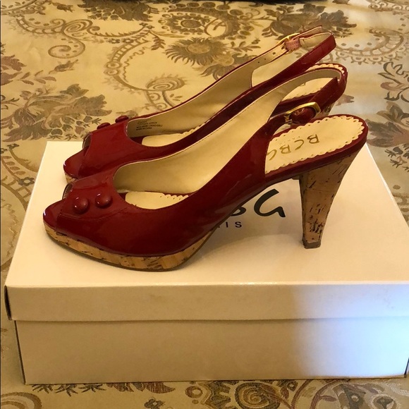 Shoes - Picture 2 of 4